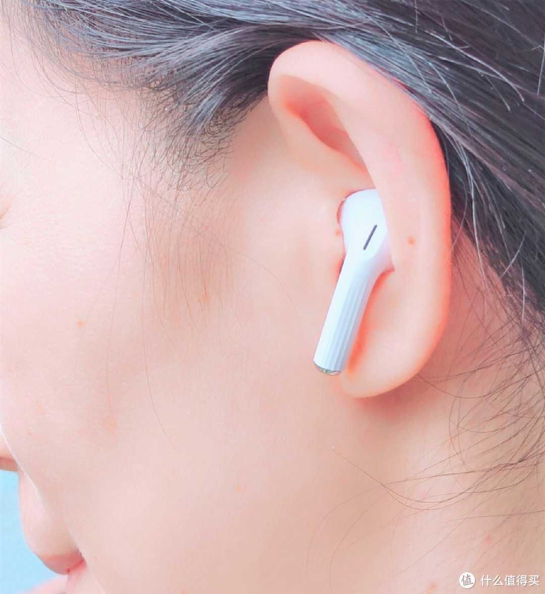 平价耳机怎么选？价格与设计双重优势，魅蓝Blus mini真无线耳机体验