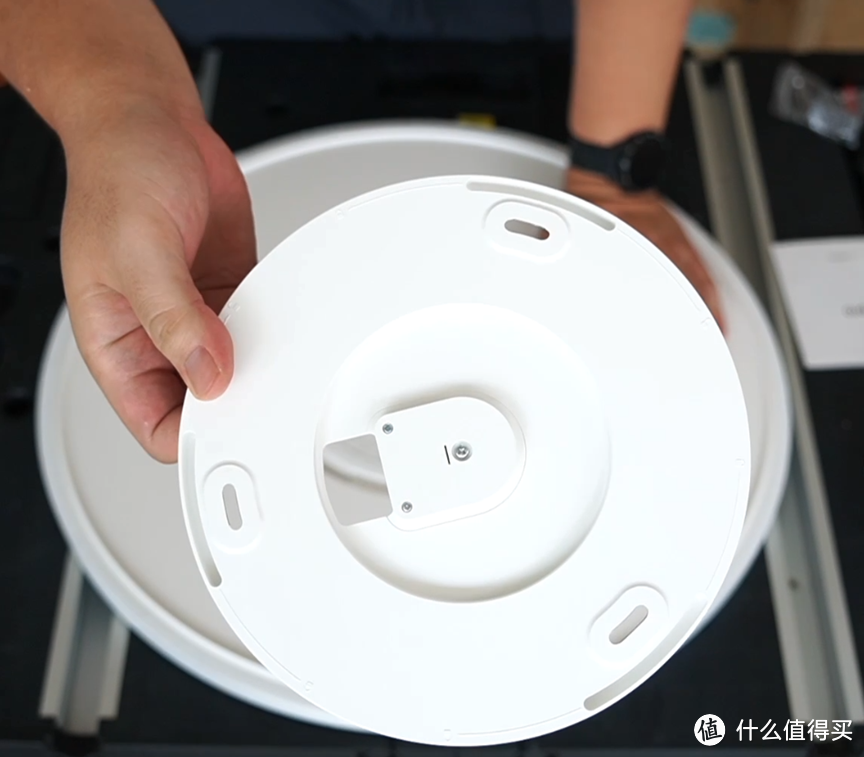 【27倍差价】多少钱的吸顶灯不是智商税?柏曼+lipro+雷士+三雄极光+天天特卖