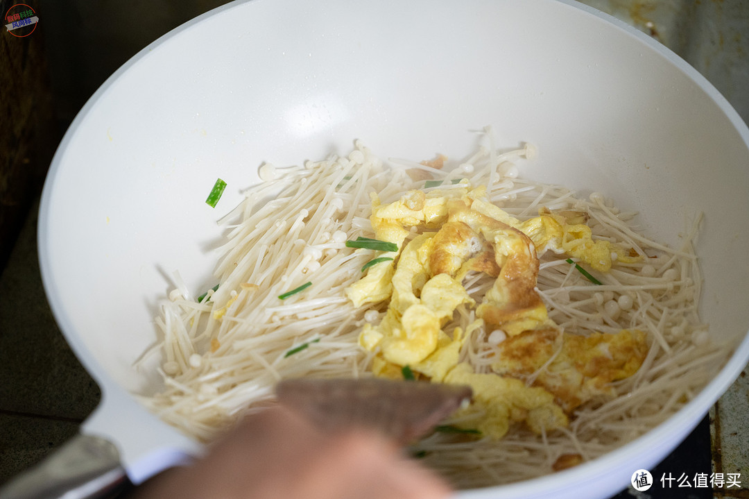 更健康的不粘锅，用料扎实疏油疏水，帝伯朗零氟系列氧吧锅上手