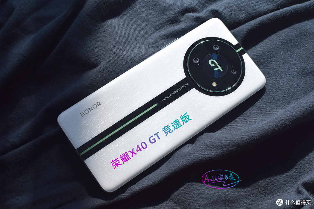 荣耀X40 GT 竞速版,走心千元电竞机