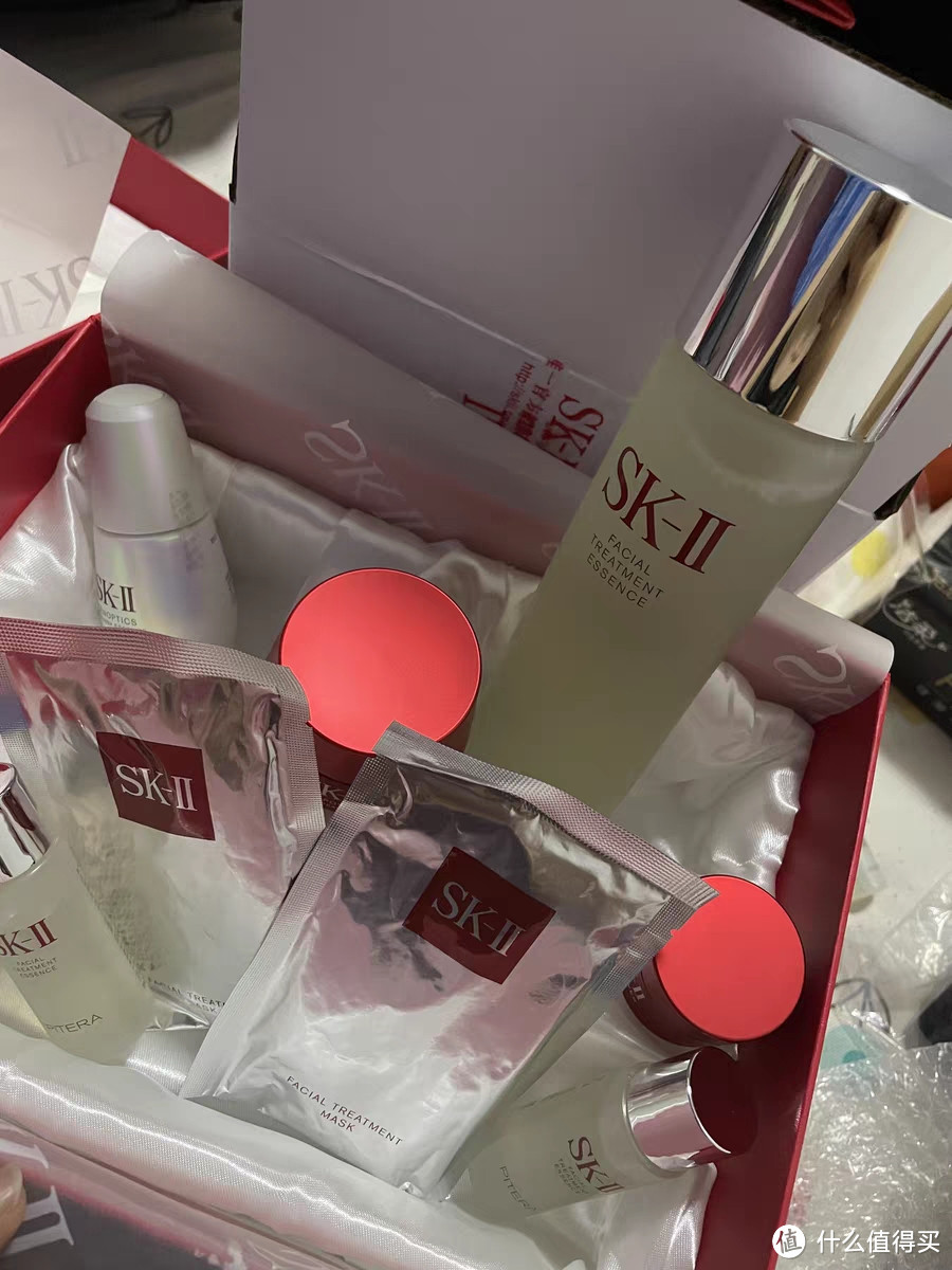 SK-II神仙水护肤套装礼盒——美白礼物的绝佳选择