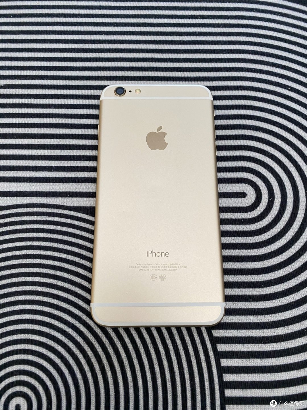 快十年的iPhone 还能使用最新的app!ios生态泰酷辣