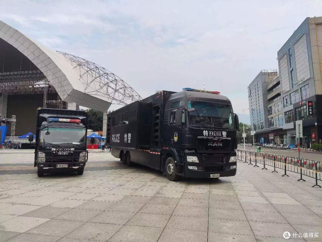 通信指挥车