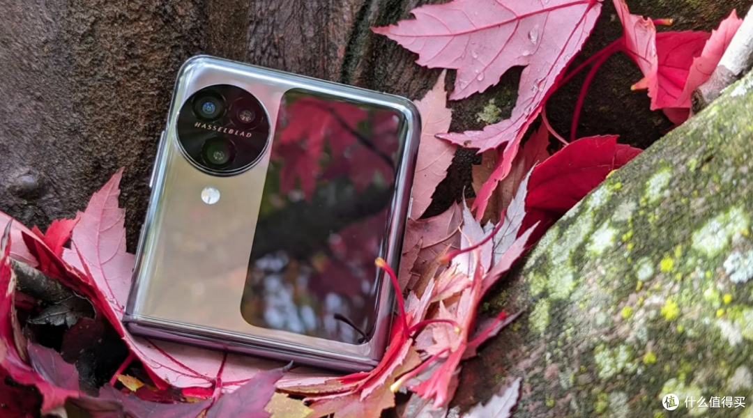 新机盘点！OPPO Find N3 Flip：惊艳外观+3镜头+强悍芯，网友说好