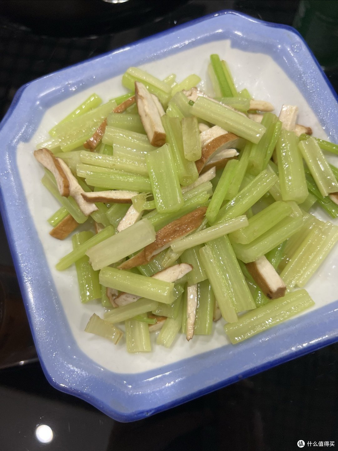 我们这本地一件酸菜鱼店,这家是第三次开了