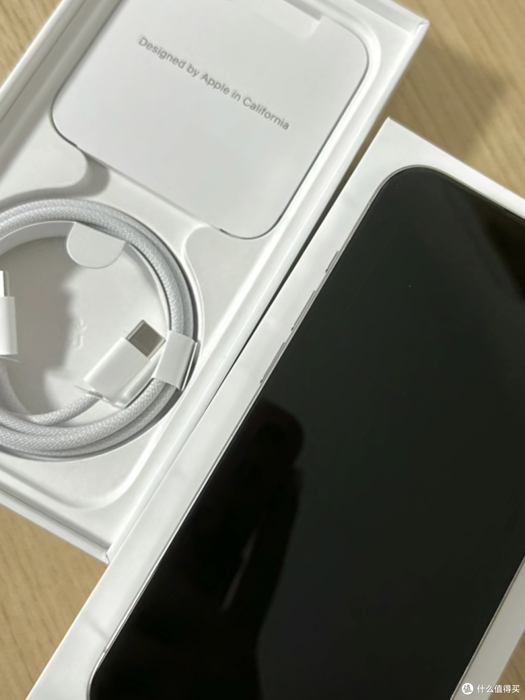 🍎 苹果15：不止于传统的革新之作