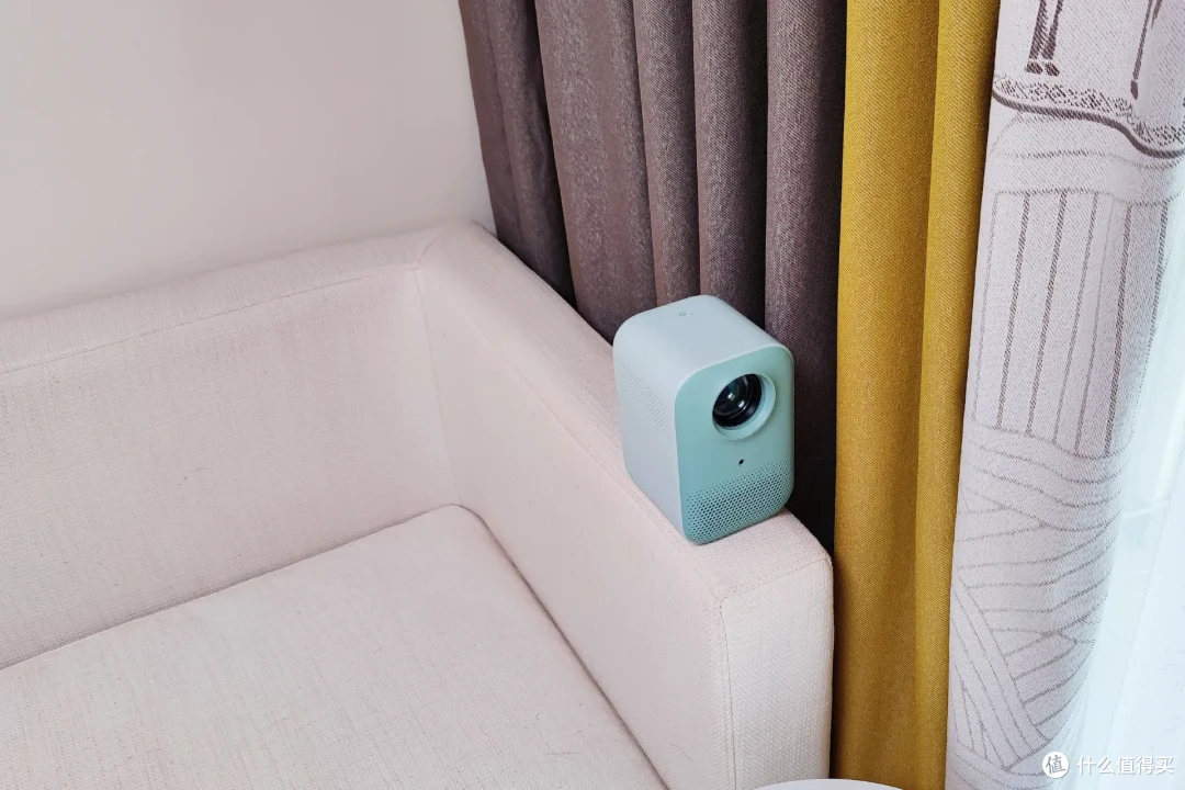 Redmi投影仪2实测：把价格打到这么低，投影效果真的好吗？