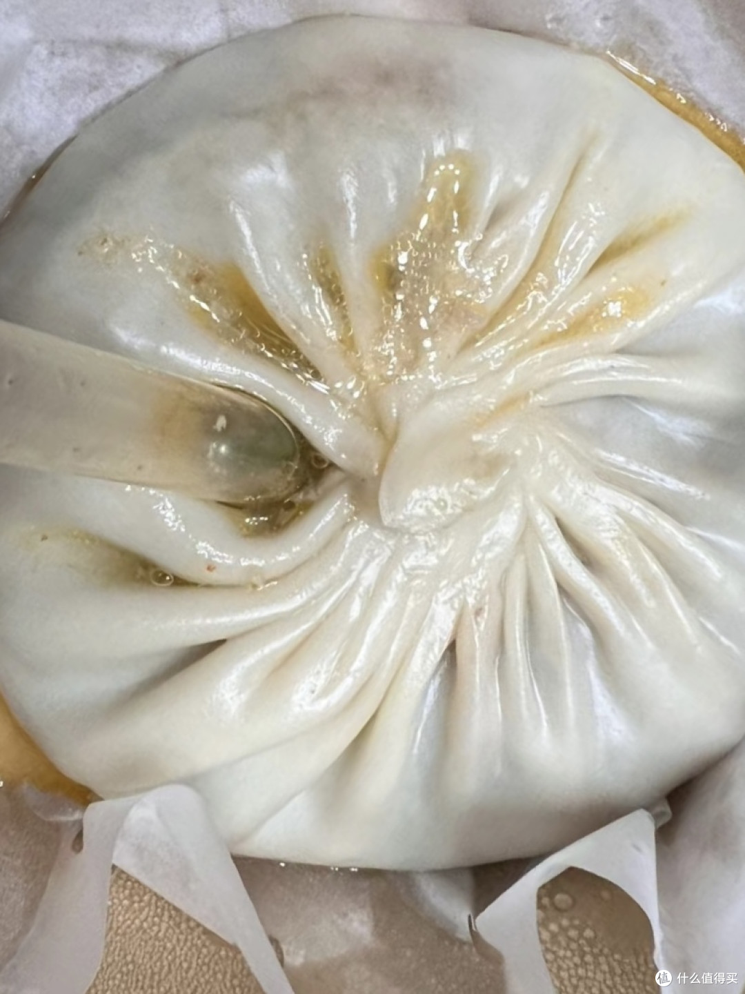 品尝蟹黄包的魅力——无法抗拒的美味诱惑