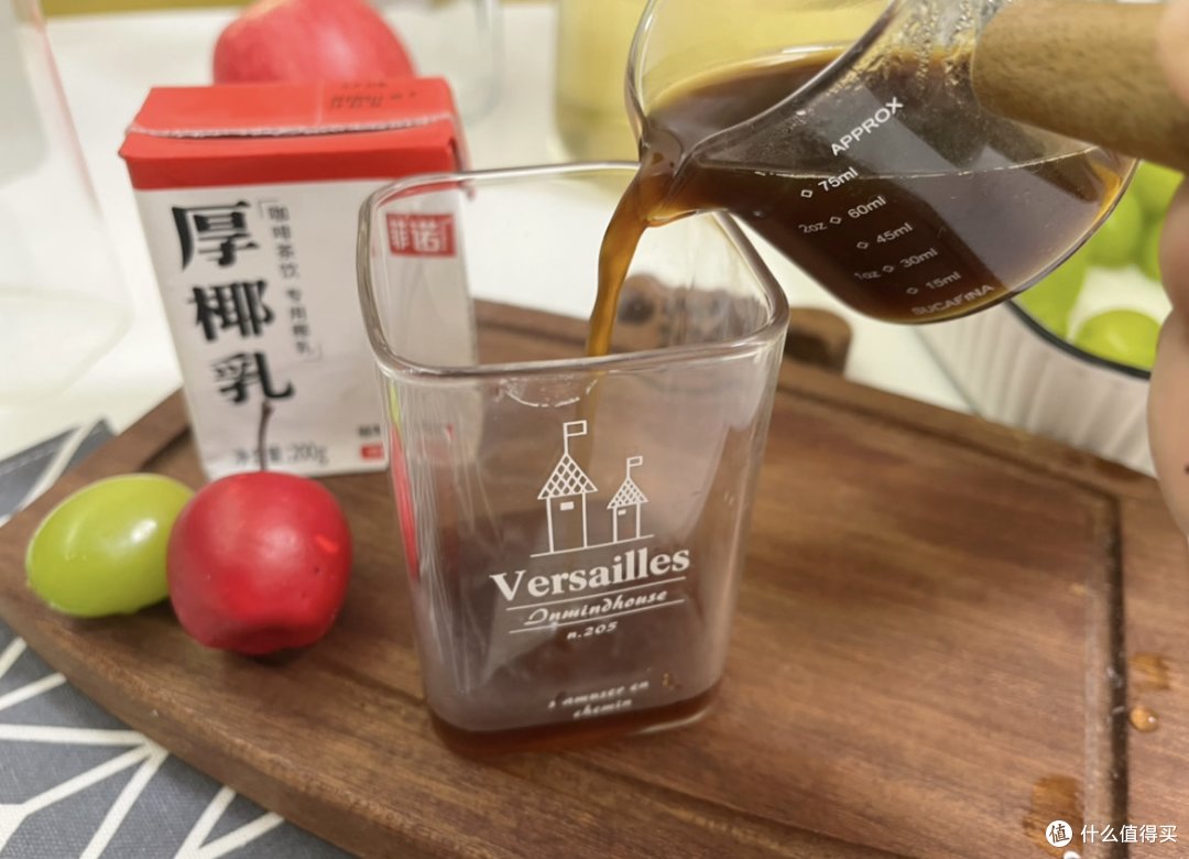 复刻爆款饮品,咖啡,奶茶,生椰拿铁一起来喊“椰”,菲诺厚椰乳喊你DIY!