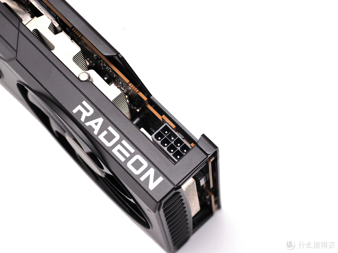 老将出马，隔代吊打！AMD Radeon RX6750GRE 是什么来头？10G / 12G 版本首发评测