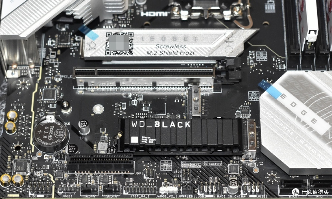 缓外优秀RGB信仰光加持 WD_BLACK SN850X PCIe4x4旗舰固态 双十一值得买