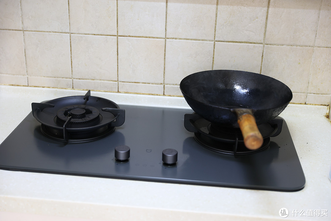 给父母家换一套厨房电器之米家智能净烟机P1烟灶套装