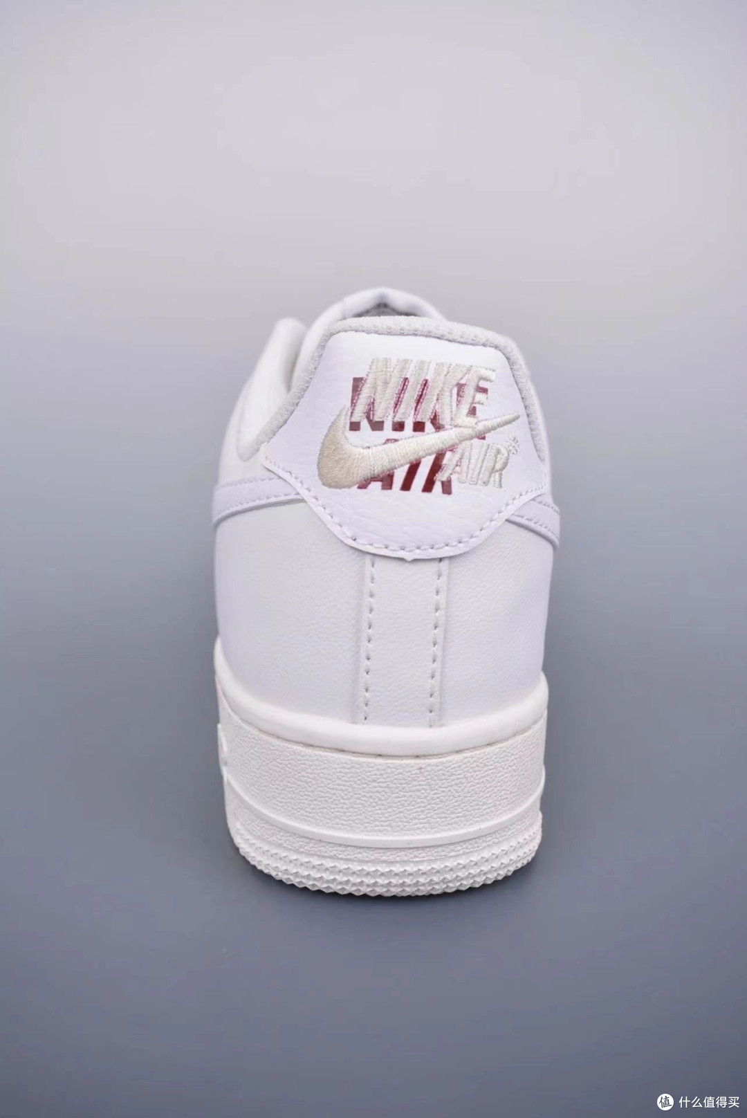 Air Force 1:时尚与质感的完美融合