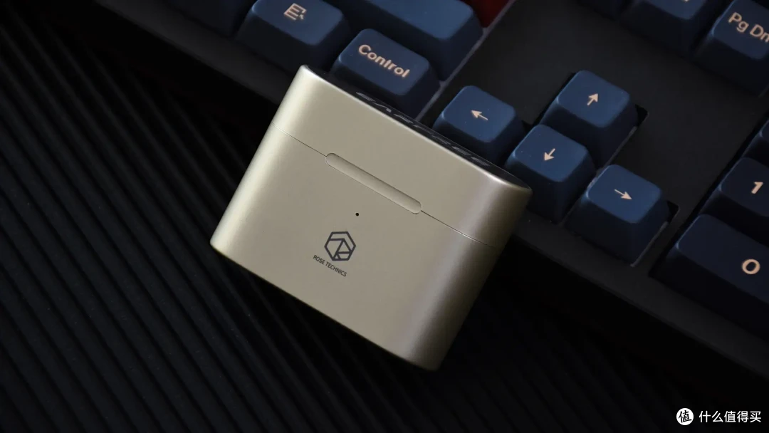 弱水时砂EarFree i3蓝牙耳机:两百元小众品牌,音质、降噪、续航面面俱到
