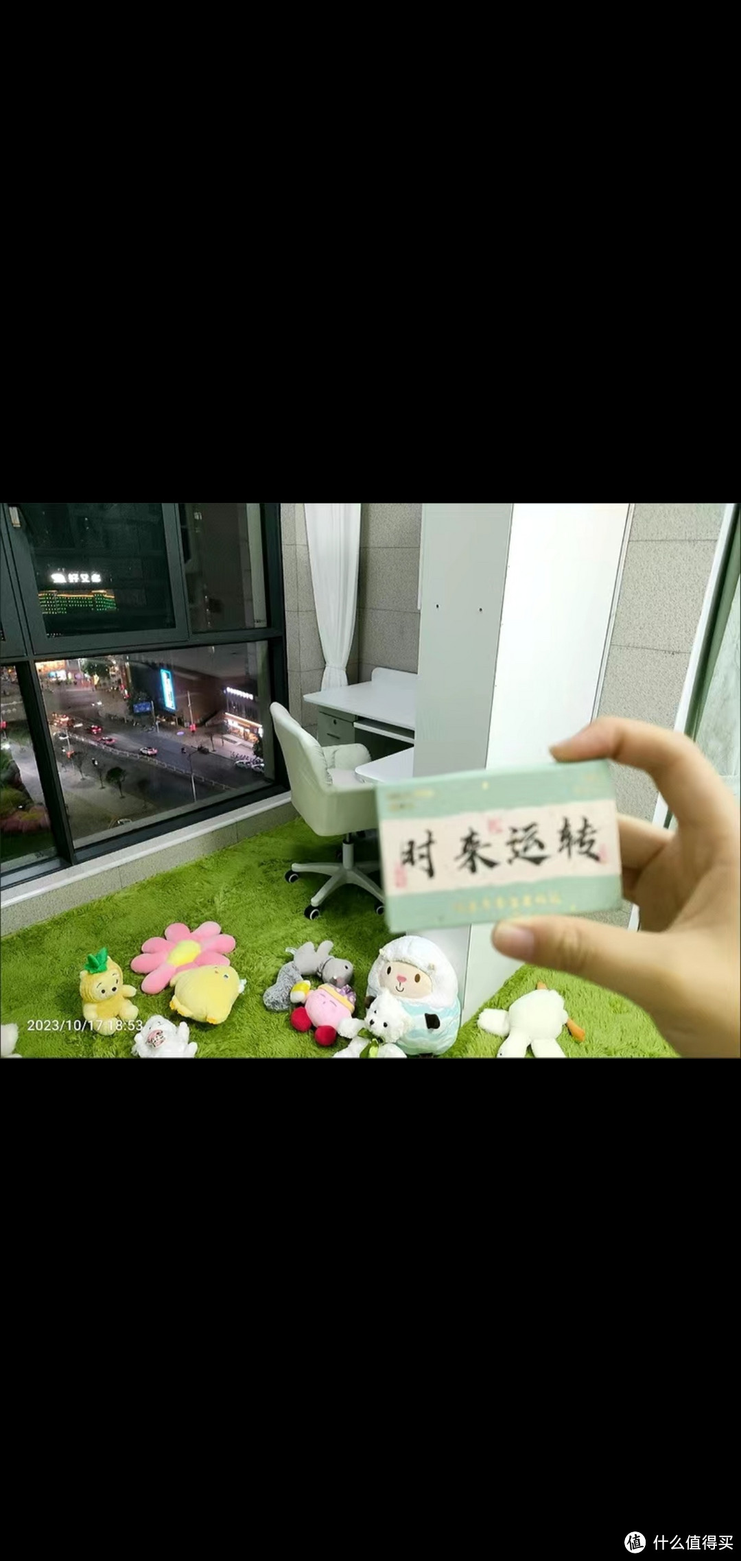 加厚丝毛地毯:居家生活的温馨之选