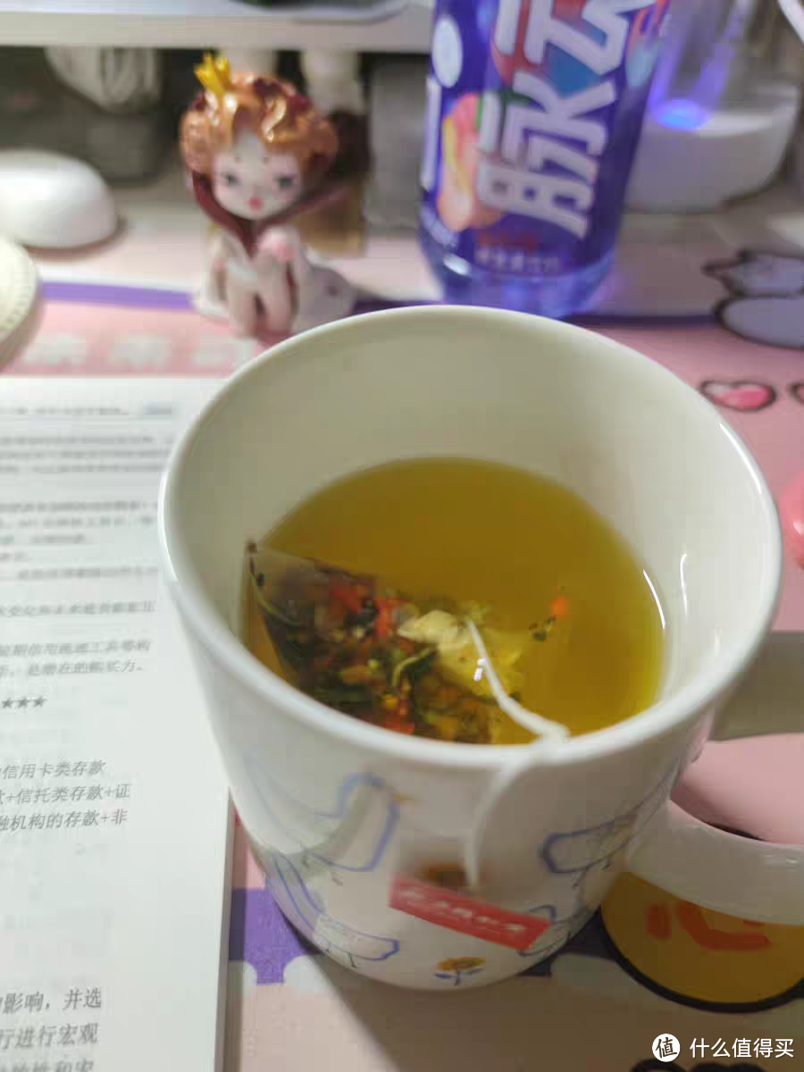 同仁堂菊花枸杞决明子茶：熬夜者的养生福音