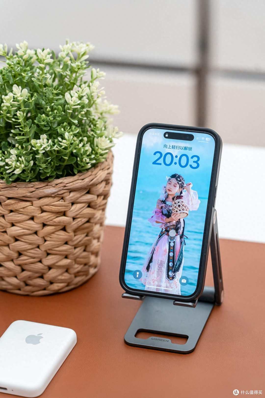 iPhone 15 Pro的全面守护者——墨罗斜纹碳纤维手机壳体验