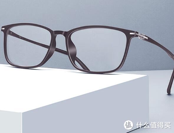 LOHO防蓝光眼镜，超轻TR材料佩戴舒适，护眼不卡鼻无负担!