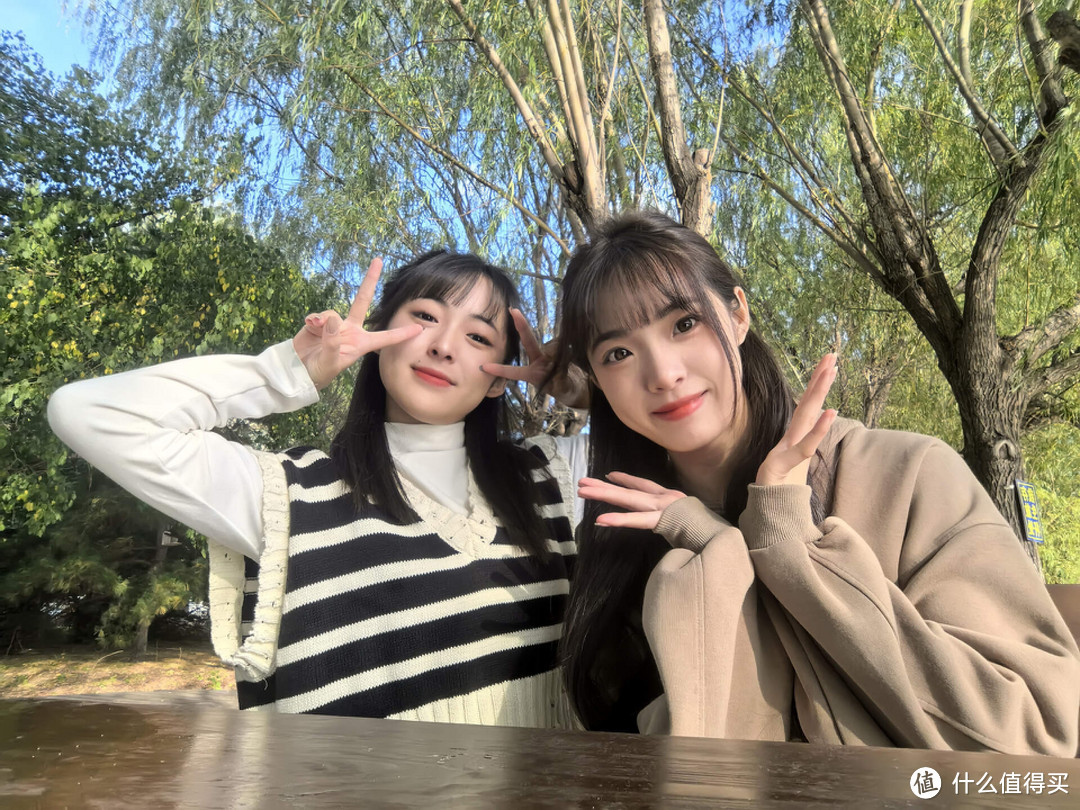 刘德华谢霆锋亮相国货之光,华为Mate X5典藏版折叠屏影像旗舰测评