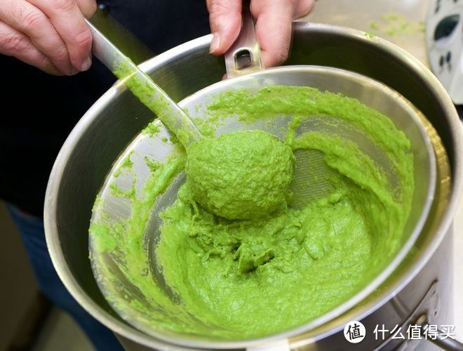 菠菜汁和面怎样做更绿？