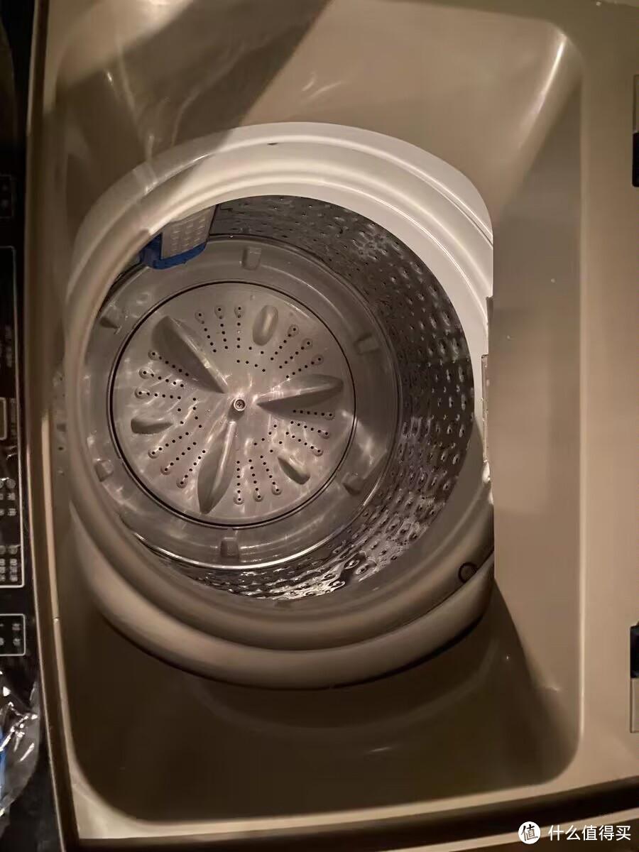 荣事达滚筒洗衣机：多功能大容量，洗衣新体验！