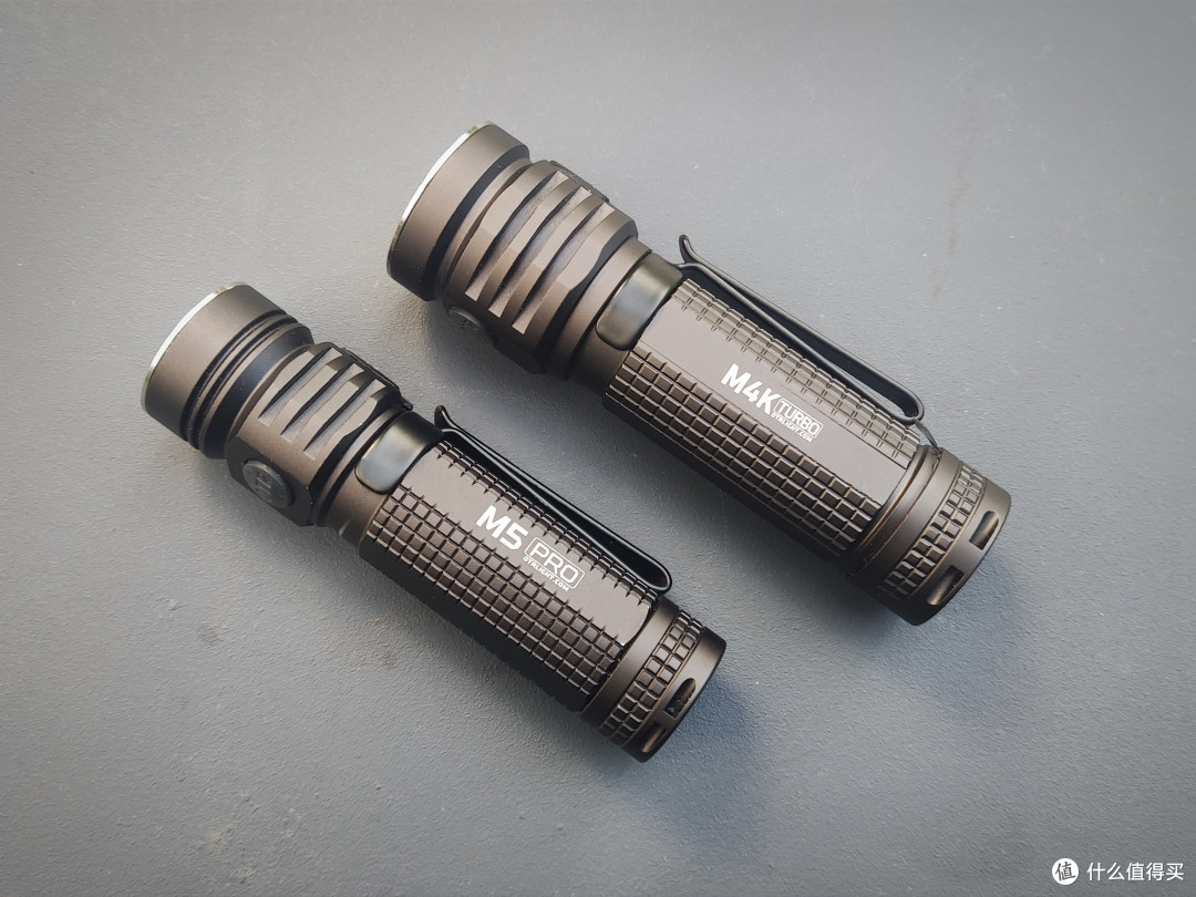 最小的直充14500AA手电?——在路上M5pro上手体验