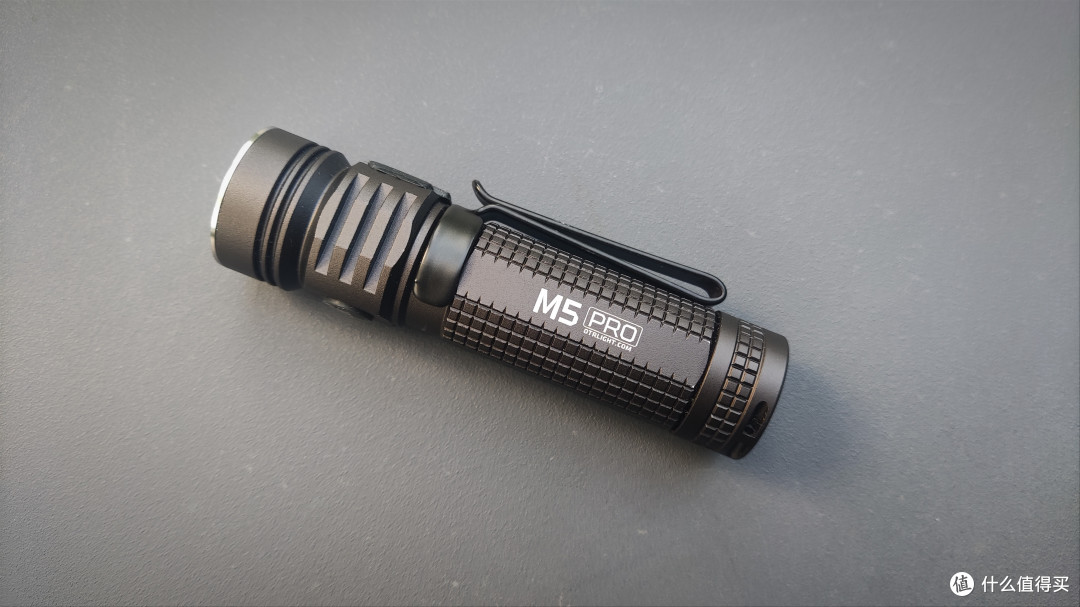 最小的直充14500AA手电?——在路上M5pro上手体验