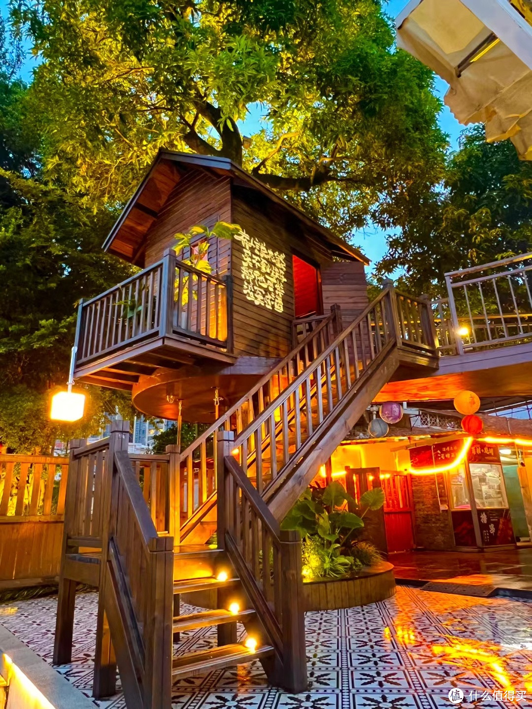 江门树上小屋的餐厅