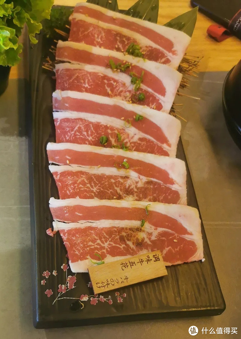 一顿物美廉价的烤肉！好吃！