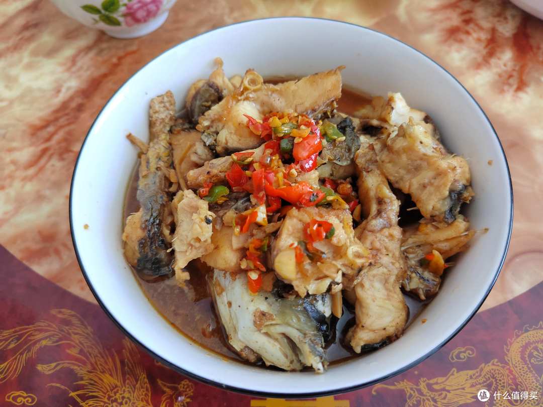 娘家请客,江西女子一大早就赶回去做菜,饭后崩溃:以后不回来了