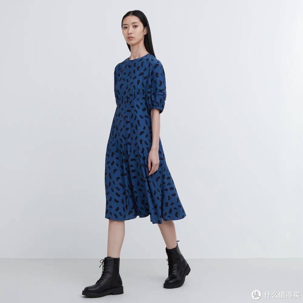 优衣库女装c系列连衣裙永久降价200元上架不足一个月火速降价喜欢别