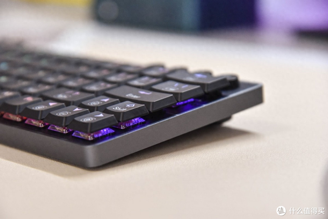 双十一选矮轴机械键盘，黑峡谷A1值得一试，全能型机械键盘没短板