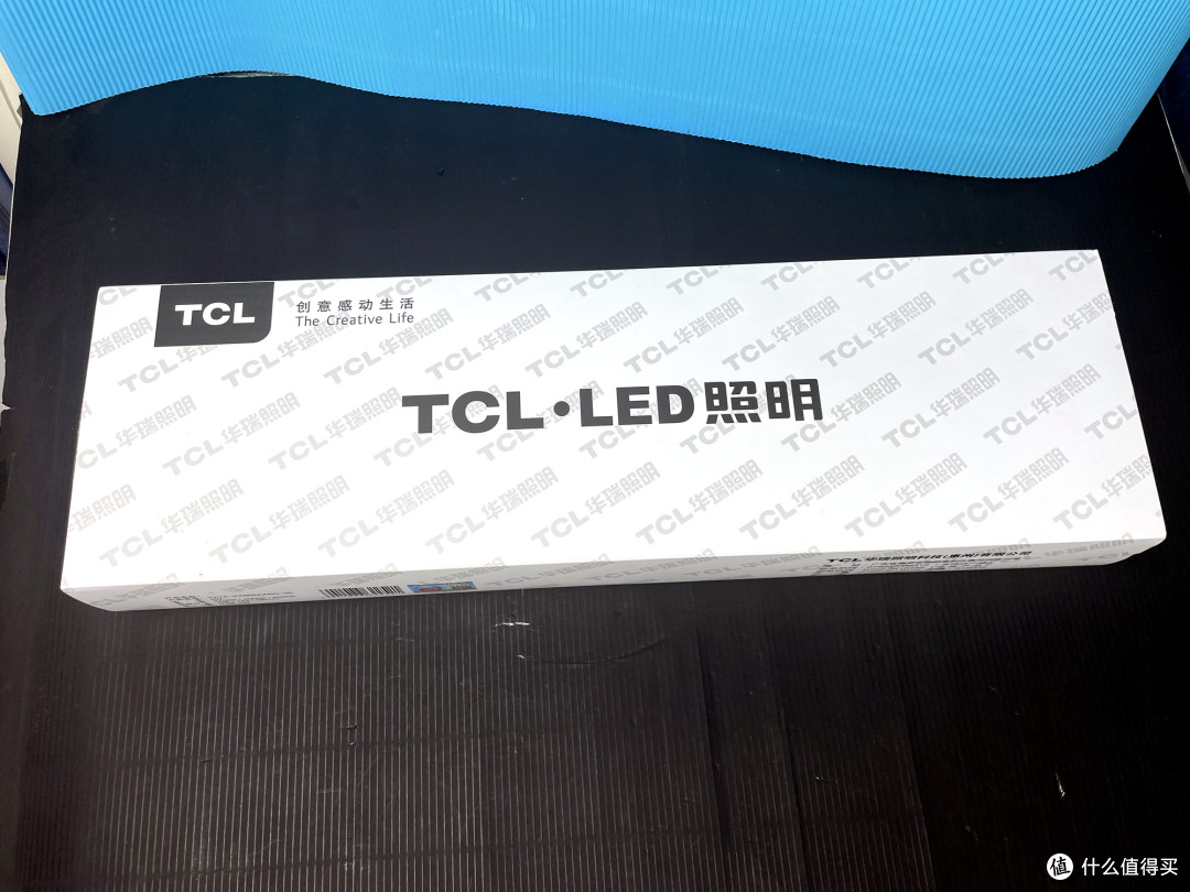 拒绝屏幕眩光,TCL屏幕灯还是不错的