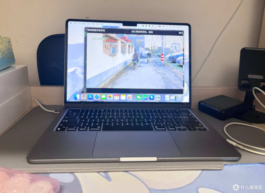 省800,13.6英省800,13.6英寸的 MacBook Air也降价了！7000元的理想选择！