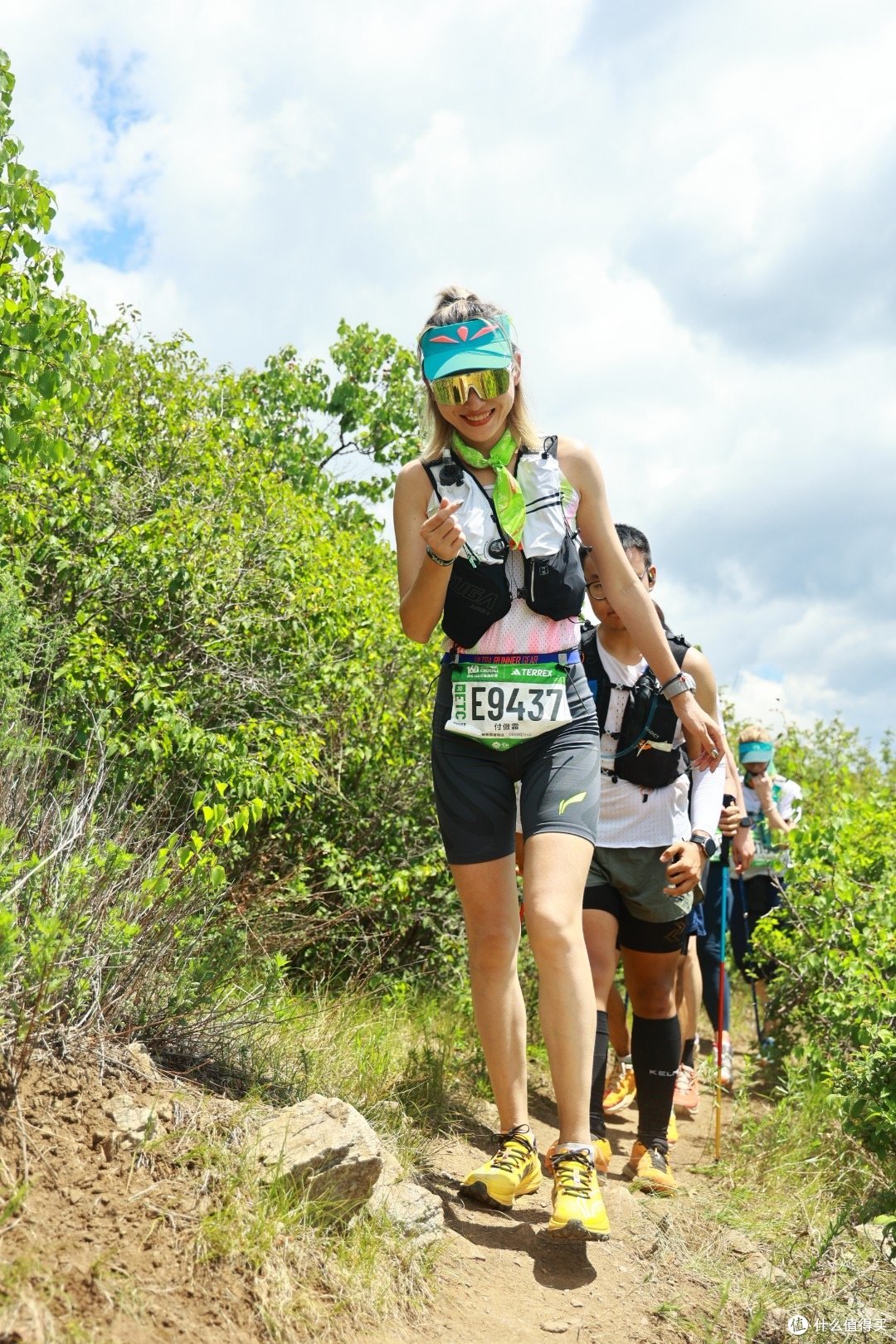 体育类 篇五:秋天爬山的好处你知道吗?