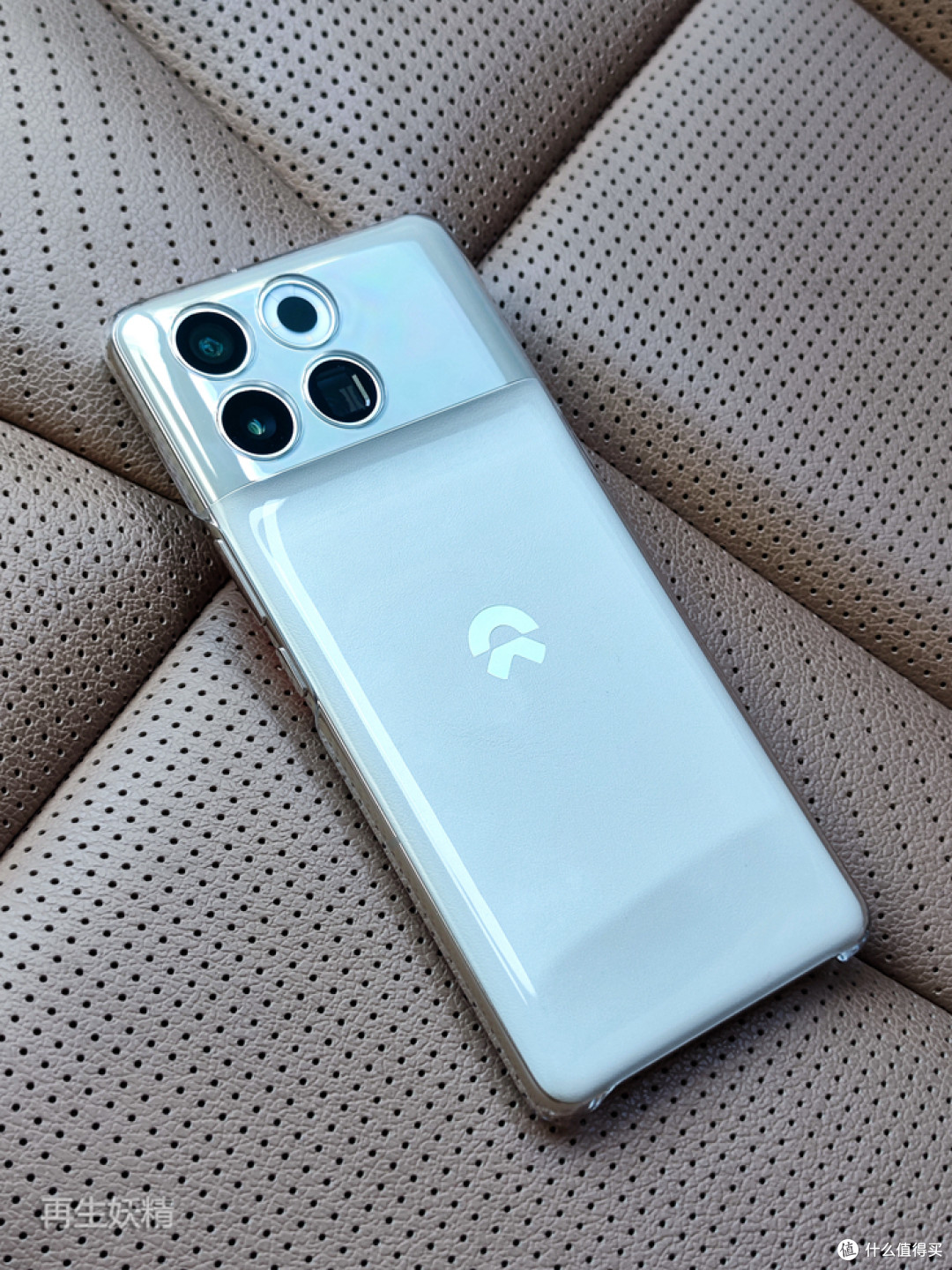 新配的车钥匙,蔚来 nio phone 开箱、使用、体验