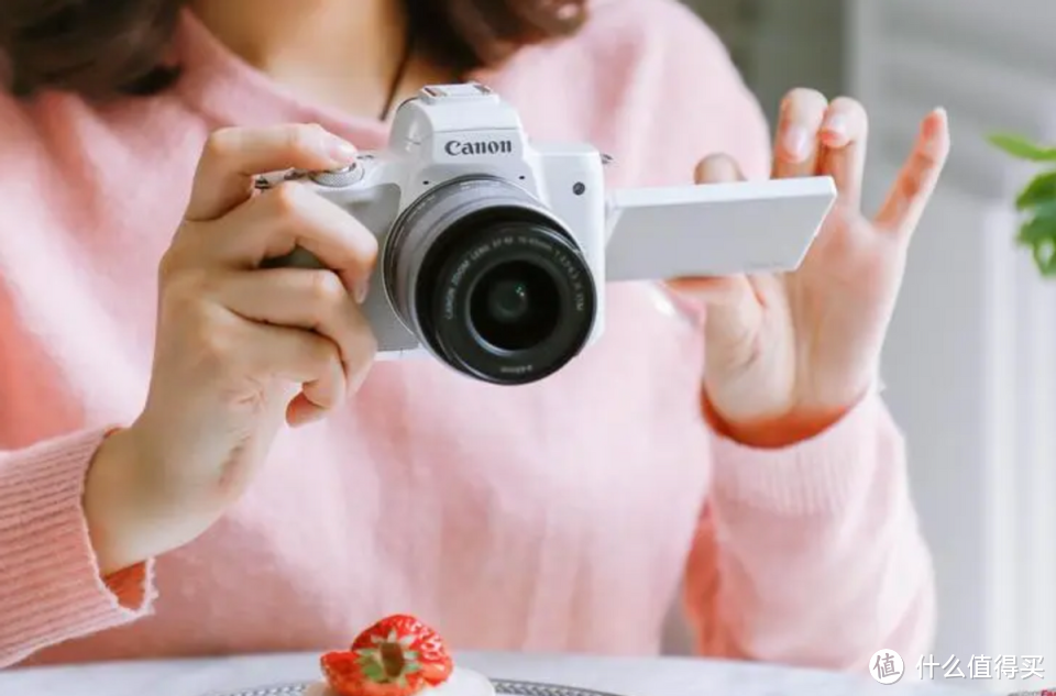 2023年相机选购指南：兼顾拍照和录像怎么选？8款专业相机供参考