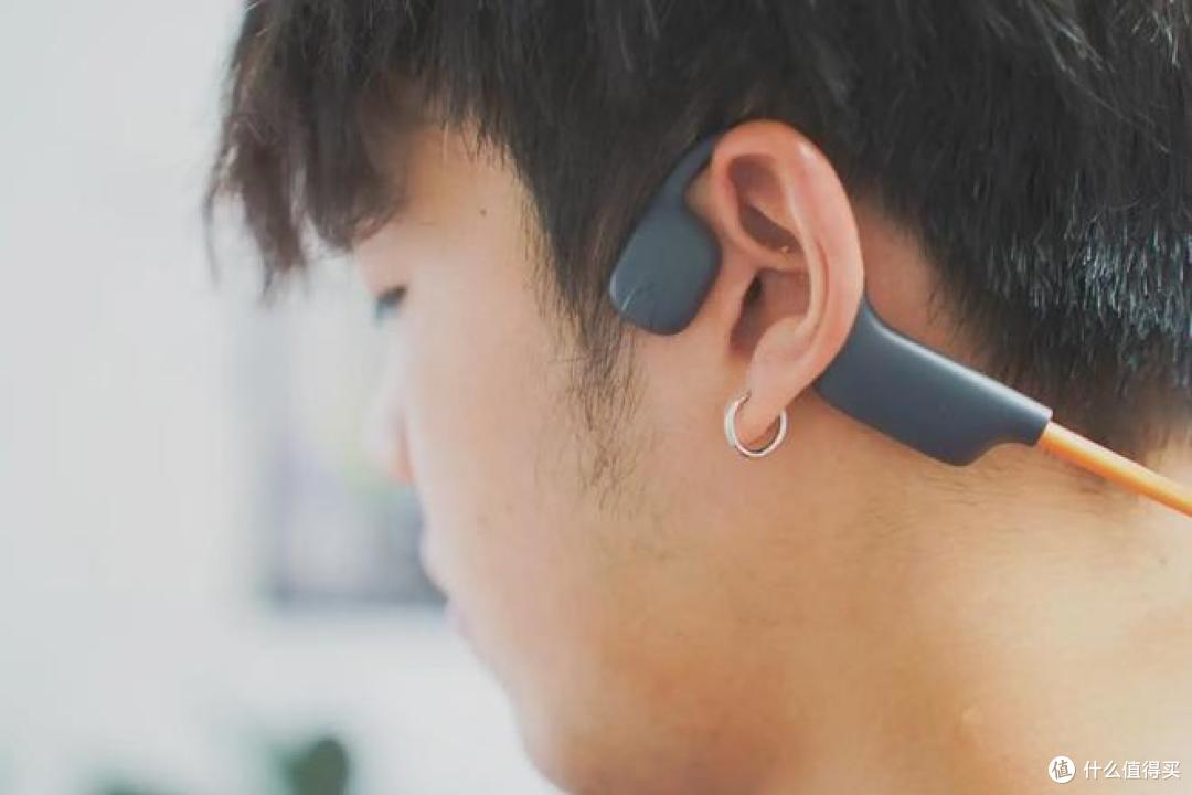 “护航”型运动耳机首创者——Hakii LIGHT哈氪聆光蓝牙耳机