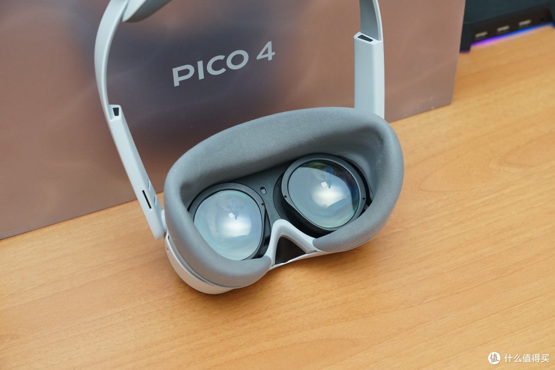 打开娱乐新世界，合家欢一机搞定：PICO 4 VR一体机都能做什么？