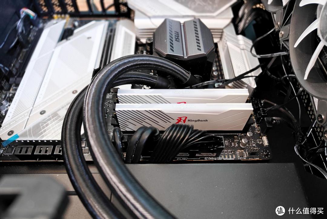 玩游戏旗舰就是爽,双11促销价更值,西部数据WD_BLACK SN850X旗舰硬盘使用实测