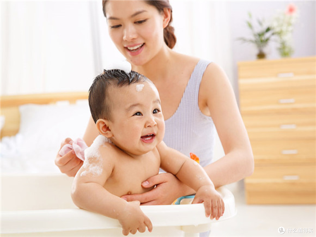 婴儿沐浴露测评~实用不踩雷!这几款宝宝沐浴露值得拥有,选对不花冤枉钱!