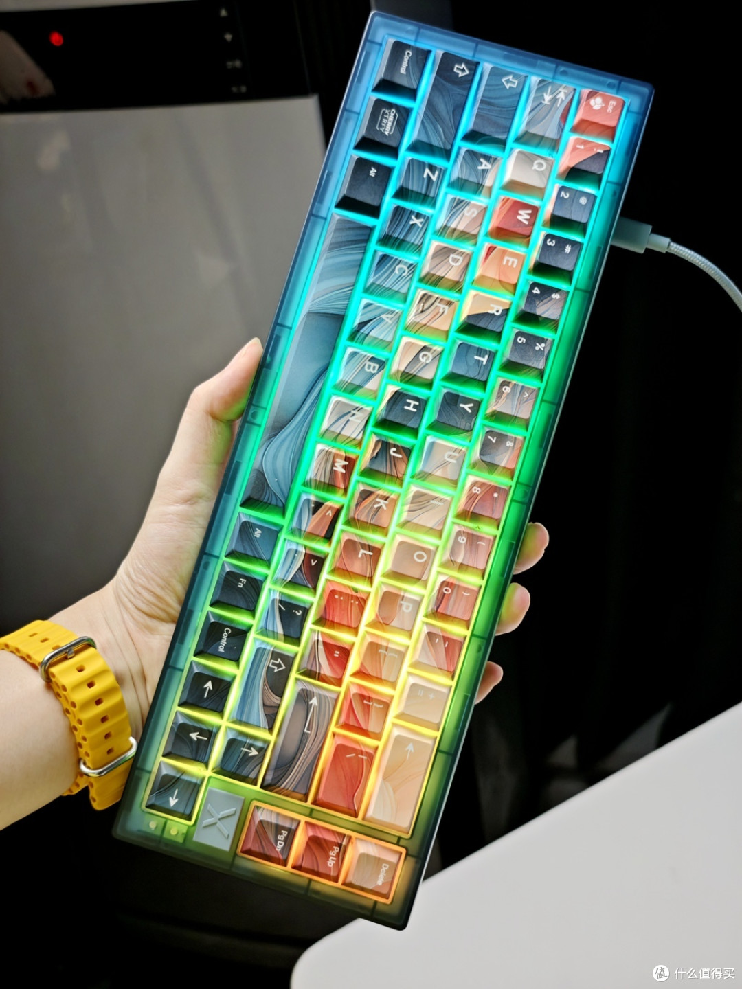冠军键盘再升级,艺术和FPS完美结合:CHERRY XTRFY K5V2洪流首发评测