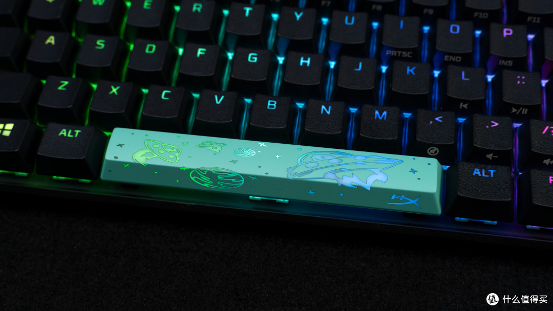 极度未知HyperX起源65机械键盘【水轴】体验，紧凑机身下的畅快手感