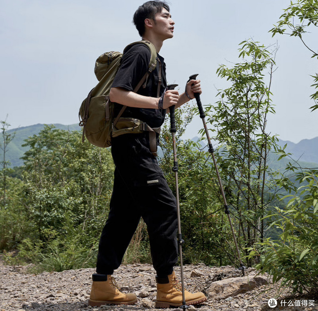 20多款户外登山装备推荐！探索自然绿林，牧高笛（MOBIGARDEN）登山杖引领户外生活！