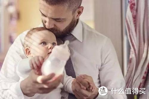 母乳宝宝为什么这么抗拒喝奶粉？原因竟然是这5个，每个都不简单