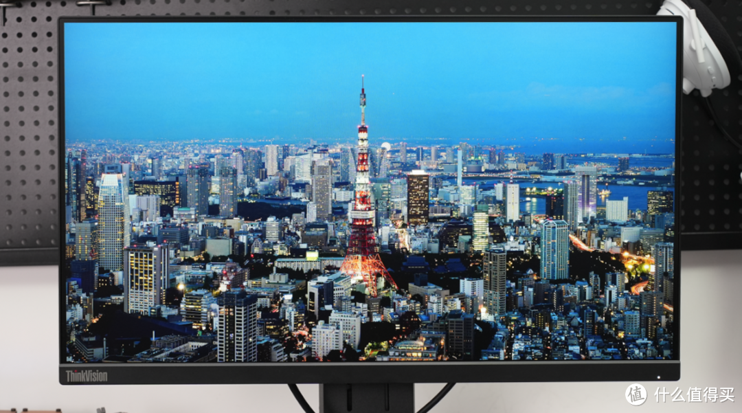 商用显示器的标杆之作——联想ThinkVision E24q-30上手体验