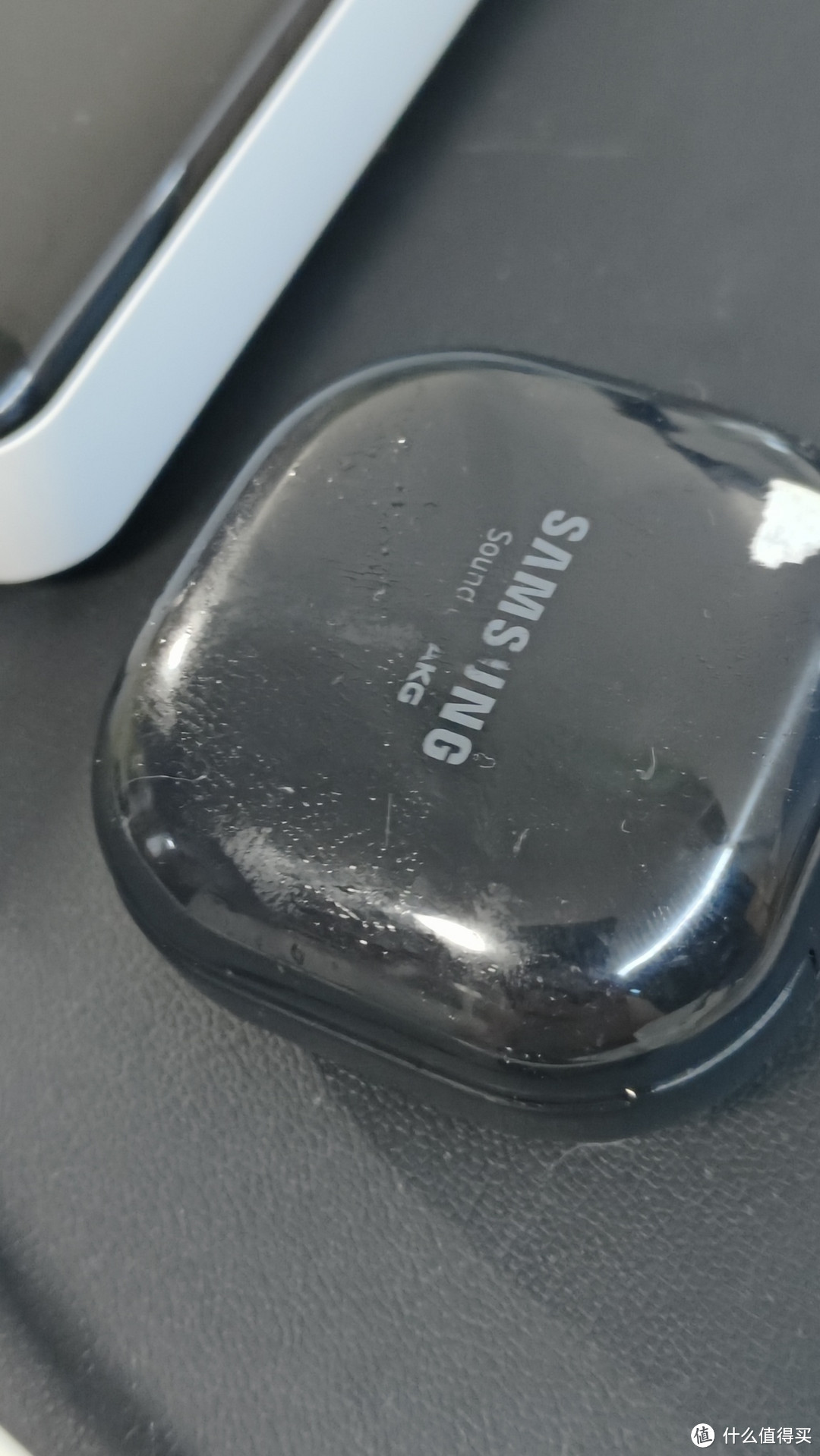 长得像肾脏，长得像蚕豆的耳机/三星（SAMSUNG）Galaxy Buds Live AKG调校真无线蓝牙耳机/半入耳式佩戴