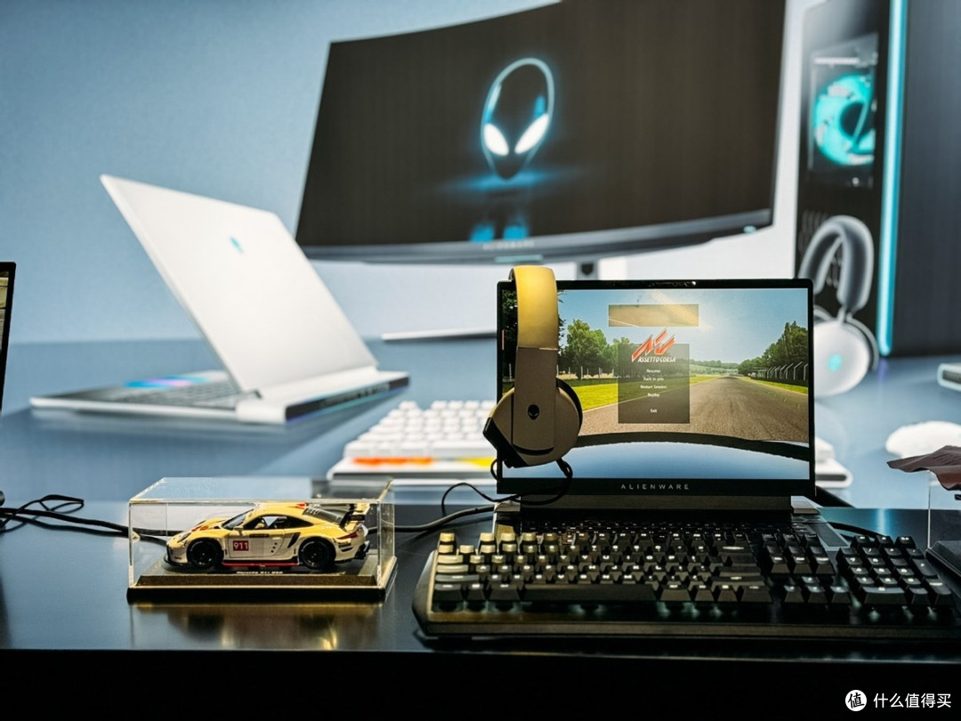 现场看:用ALIENWARE外星人开保时捷911,会是什么体验?
