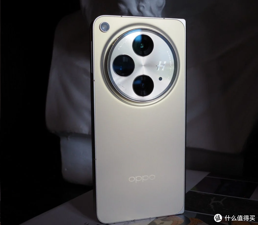 OPPO神机亮相！盘点OPPO Find N3折叠手机：屏芯镜头强强联合，很酷