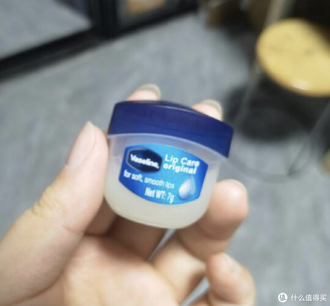 秋冬嘴唇干裂?快用这个
